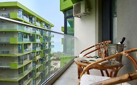 Opal Luxury Apartment 109 Spa N Pool Beach Resort